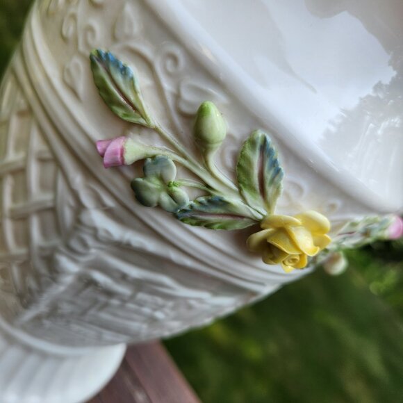 Belleek Powerscourt Pitcher Applied Floral Decorated Panels Heritage Collection - Picture 11 of 13